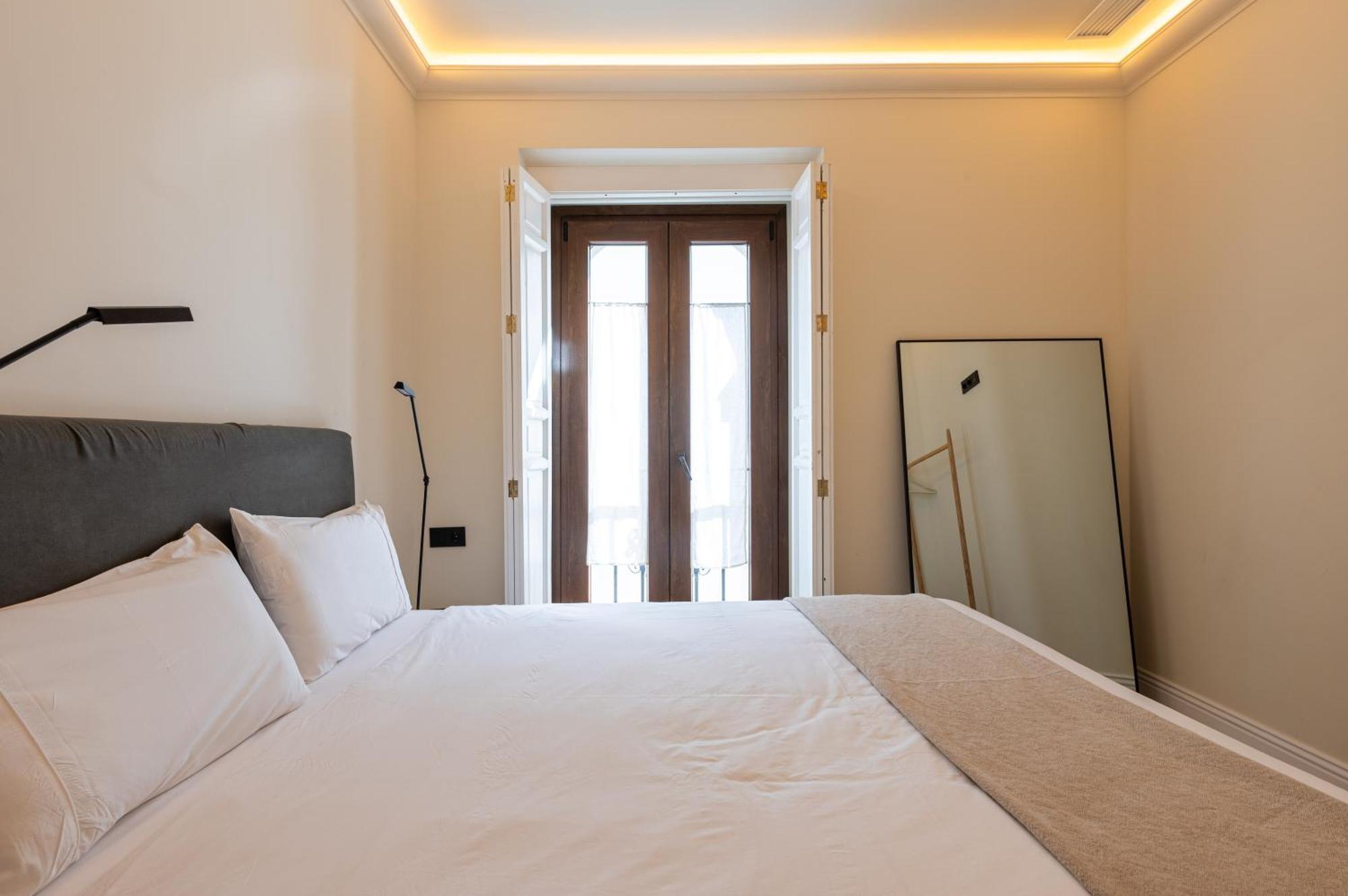 Apartamentos Gravina 56 Seville Exterior photo