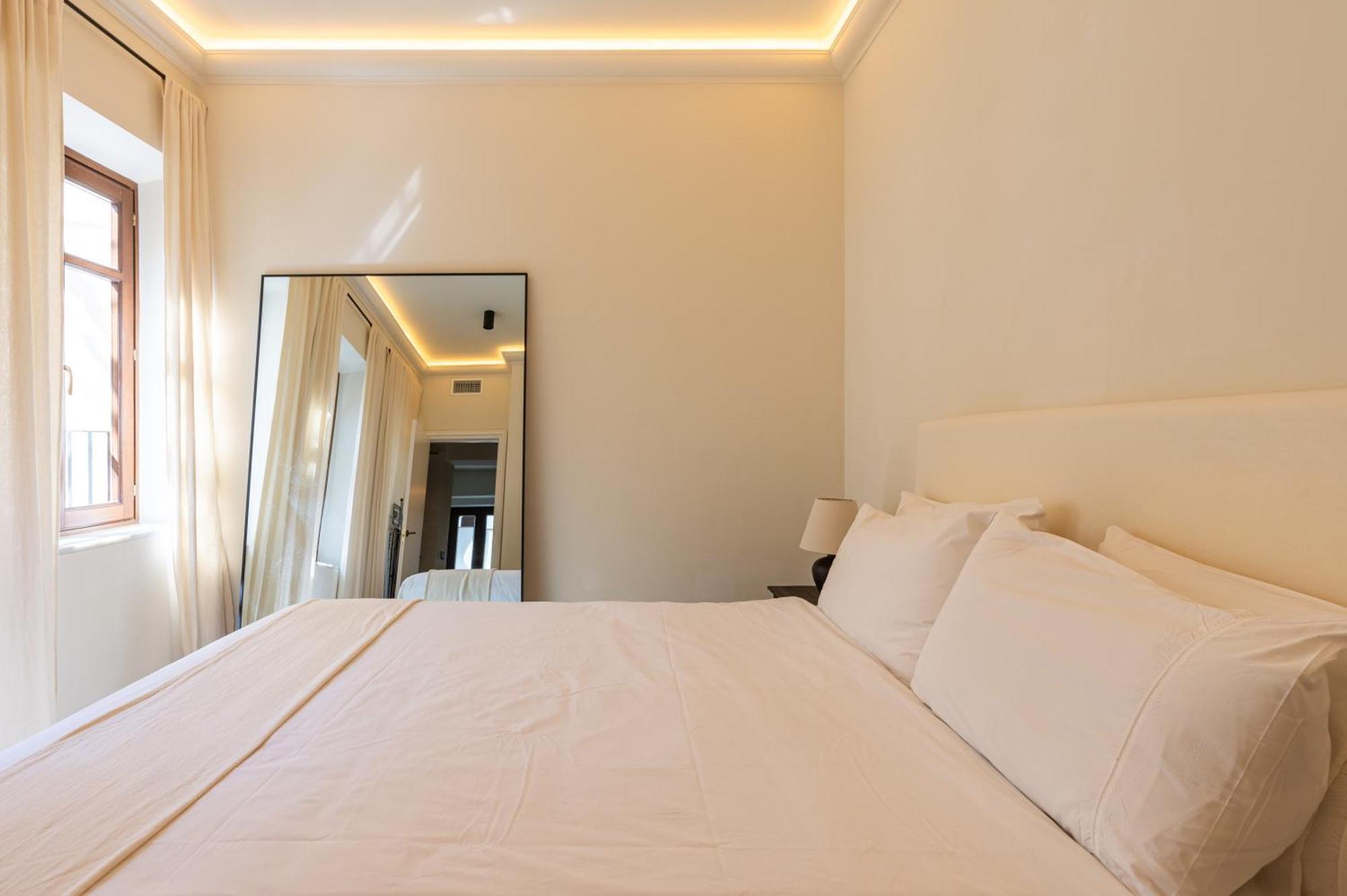 Apartamentos Gravina 56 Seville Exterior photo