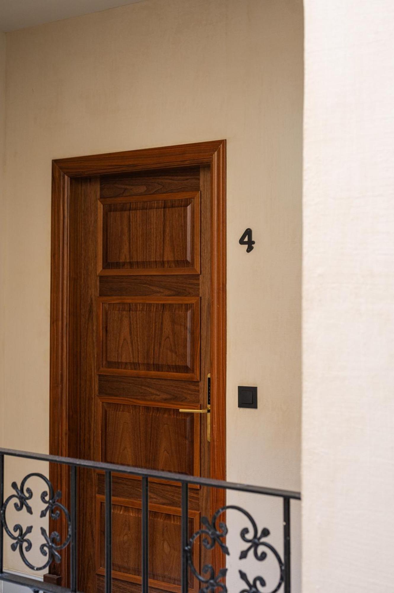 Apartamentos Gravina 56 Seville Exterior photo