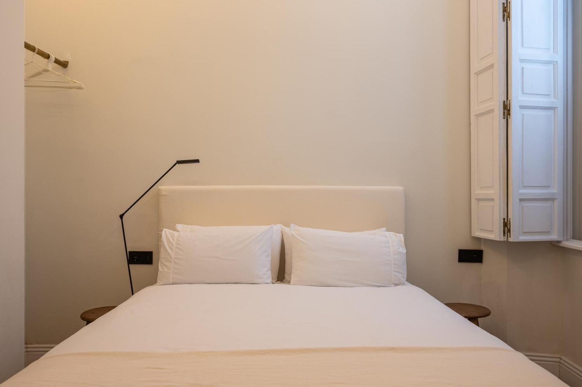 Apartamentos Gravina 56 Seville Exterior photo